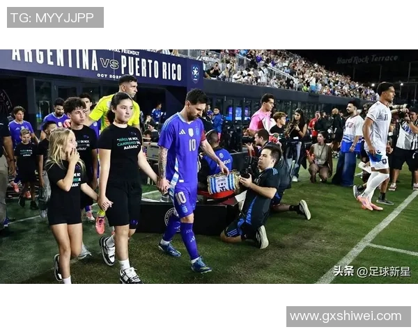 百位足球巨星全景介绍从传奇到新星的精彩瞬间与成就回顾